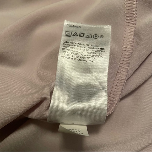 White House Black Market Pink V-Neck Tank w/ 3 Buttons - Size Small - Picture 7 of 8